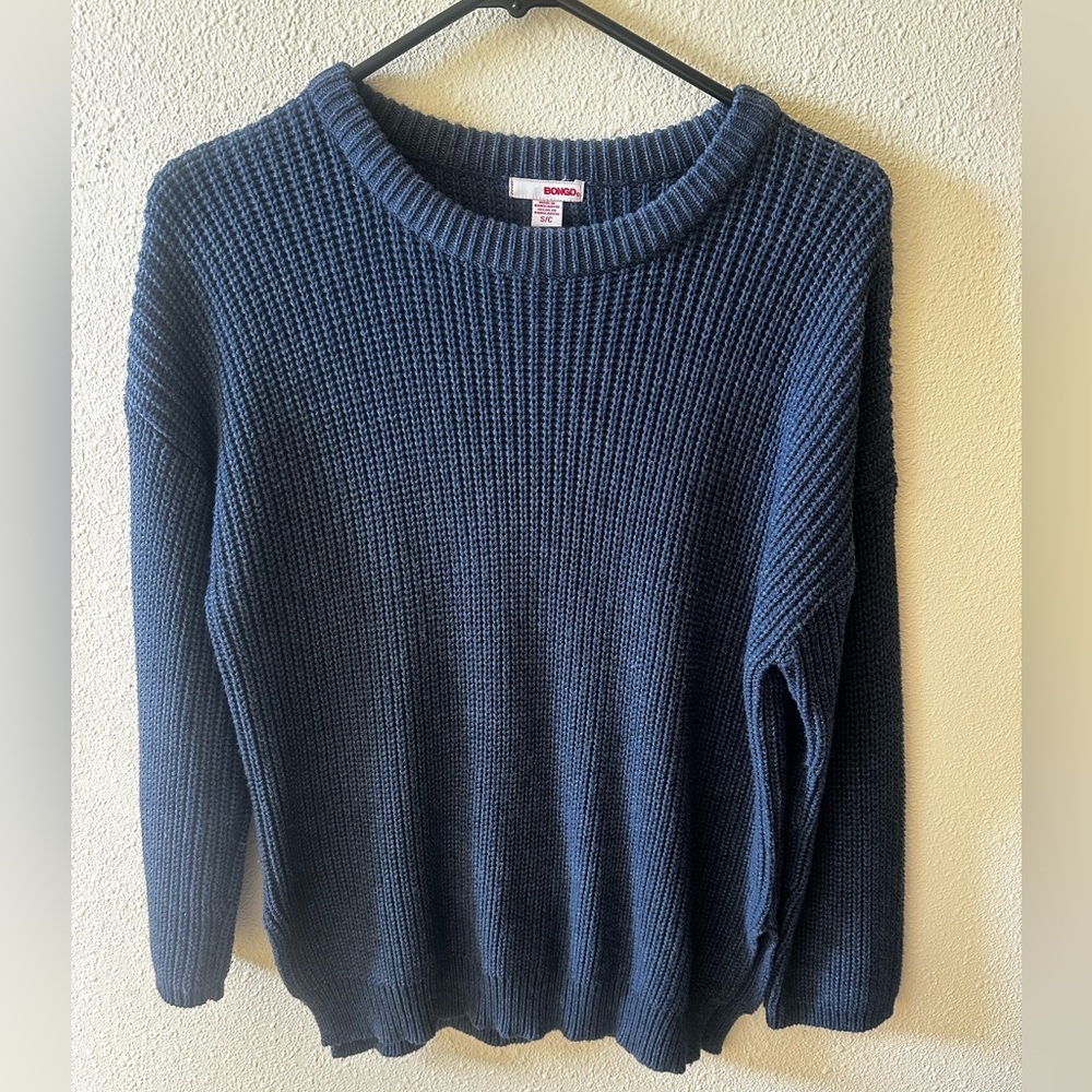Bongo Women’s Cable Knit Sweater